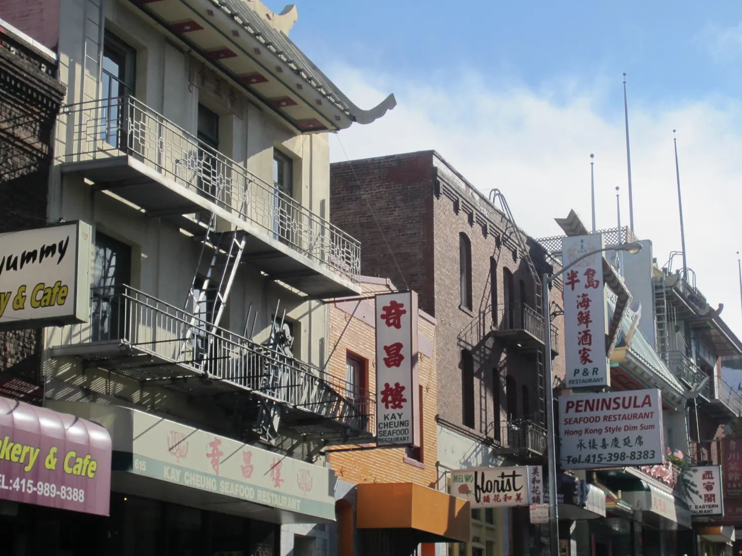 Dragon Gate (Chinatown Gate)
